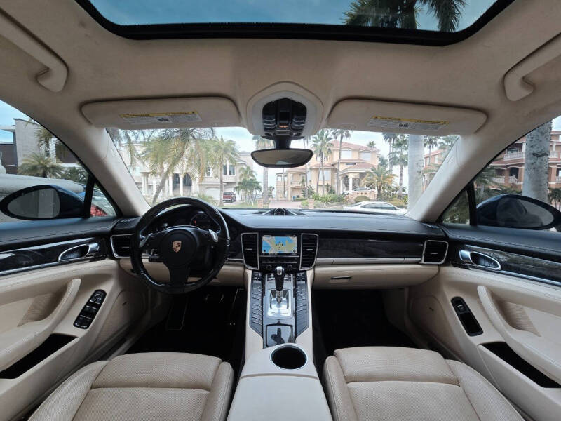 2014 Porsche Panamera Turbo