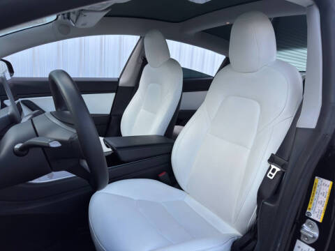 2020 Tesla Model 3 Long Range