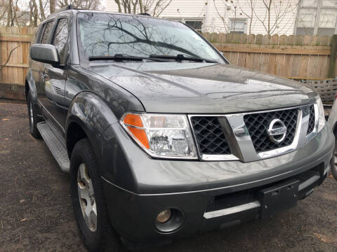 2005 Nissan Pathfinder for sale at Deleon Mich Auto Sales in Yonkers NY