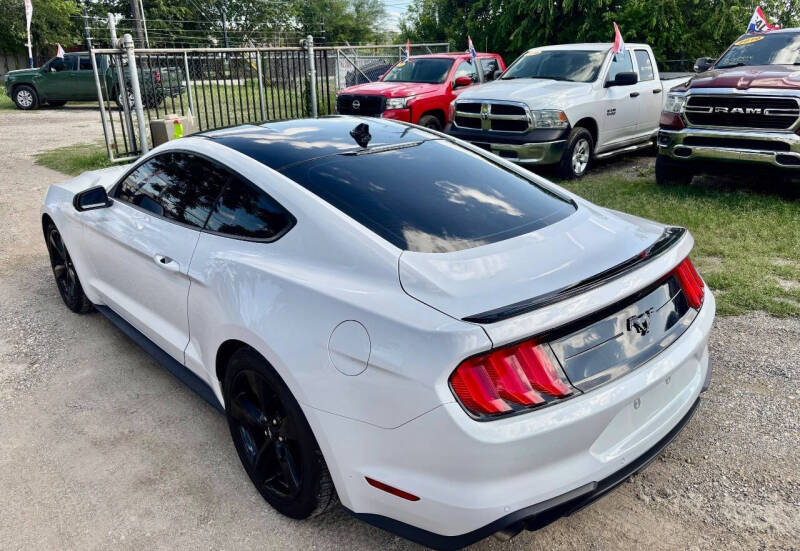 2021 Ford Mustang EcoBoost Premium
