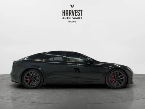 2023 Tesla Model S Plaid