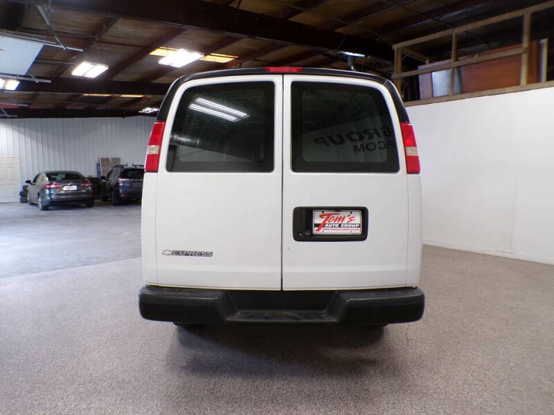 2018 Chevrolet Express 2500