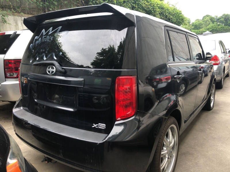 2008 Scion xB
