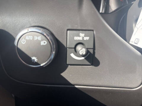 2025 Chevrolet Express 3500