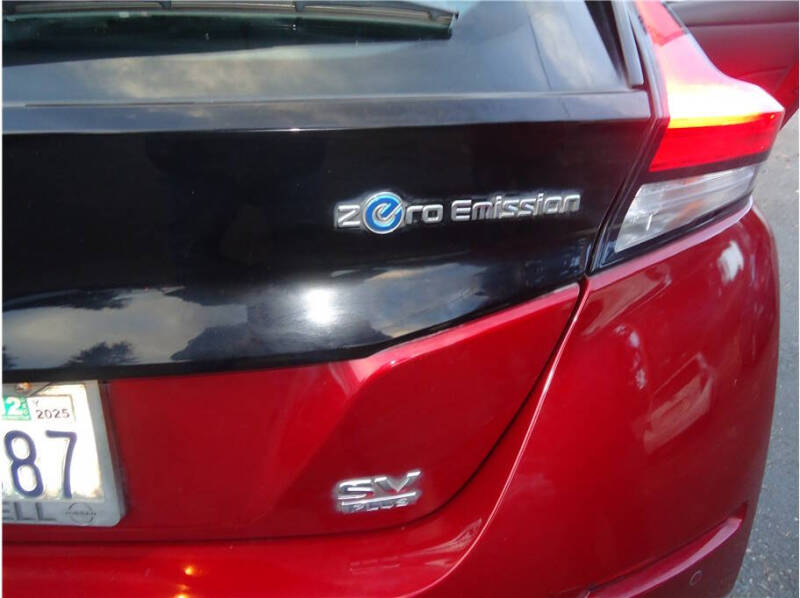 2022 Nissan LEAF SV PLUS