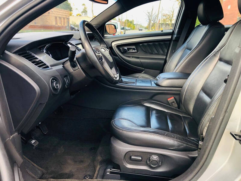 2013 Ford Taurus SEL