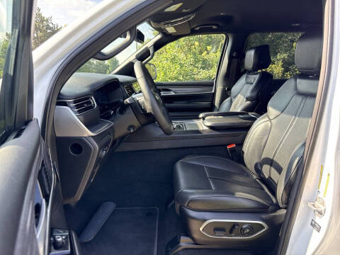 2024 Jeep Wagoneer L Series III