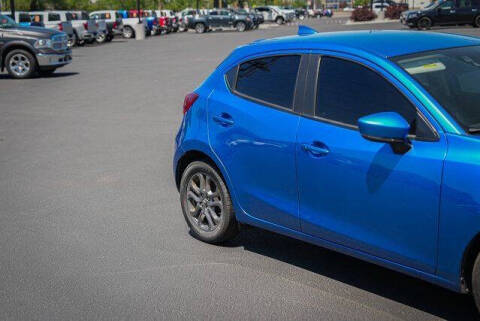 2020 Toyota Yaris Hatchback XLE