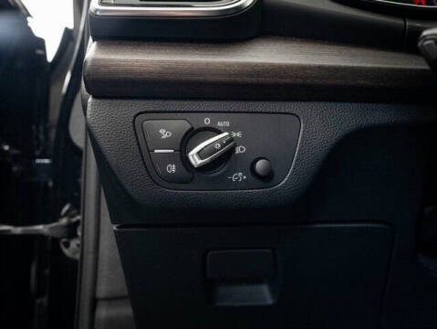 2023 Audi Q5 quattro Premium 40 TFSI