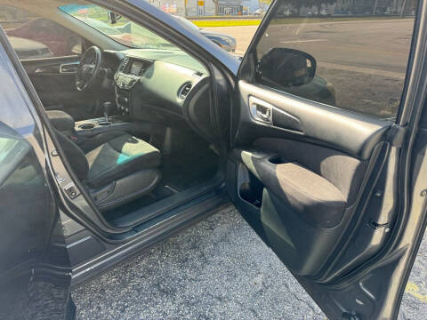 2015 Nissan Pathfinder S