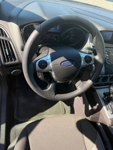 2013 Ford Focus SE