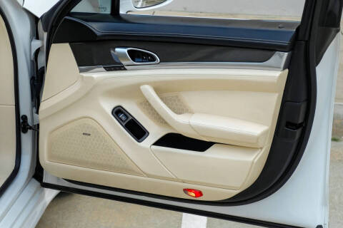 2013 Porsche Panamera