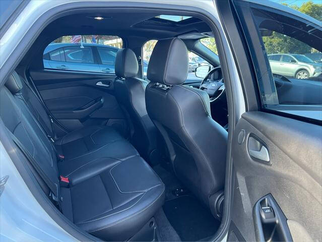 2018 Ford Focus  - $23,999