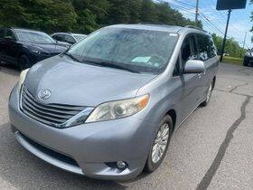 2012 Toyota Sienna