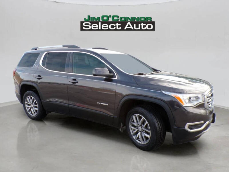 2017 GMC Acadia SLE-2