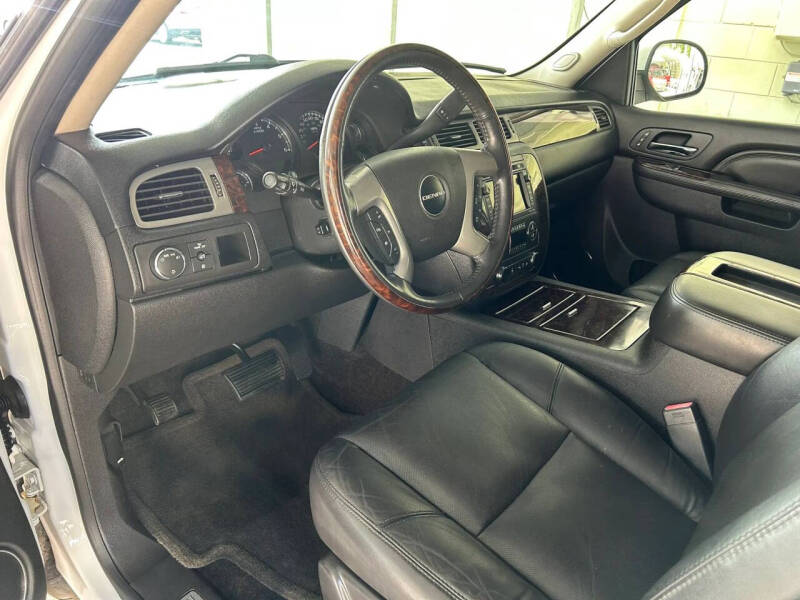 2011 GMC Yukon Denali
