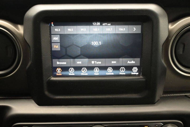 2022 Jeep Gladiator Willys