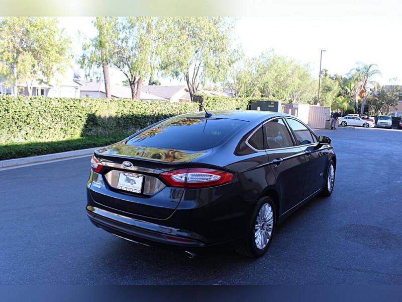 2014 Ford Fusion Energi SE