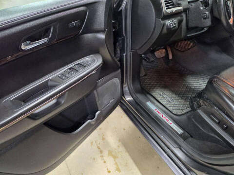 2013 GMC Acadia Denali