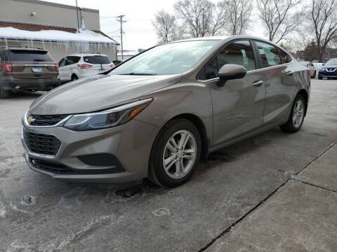 2018 Chevrolet Cruze for sale at MIDWEST CAR SEARCH in Fridley MN
