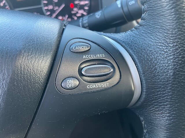 2013 Nissan Pathfinder Platinum