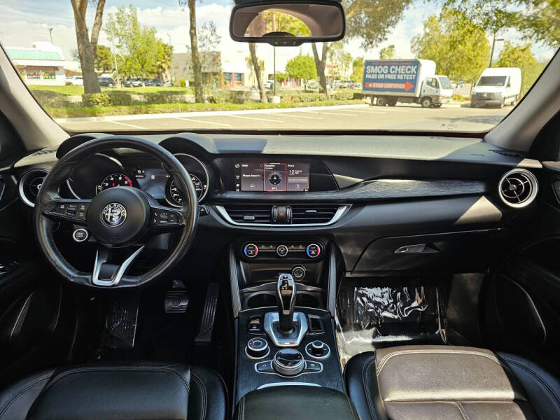 2021 Alfa Romeo Stelvio Sprint