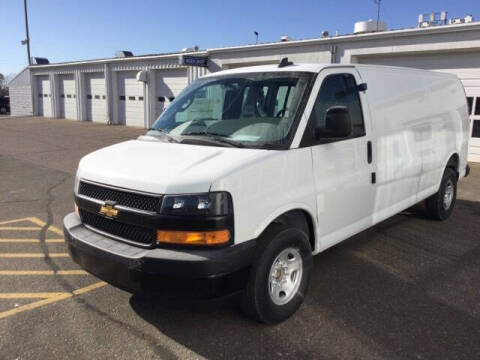 2025 Chevrolet Express 3500