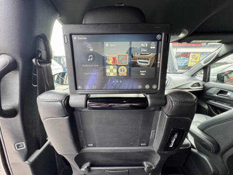 2019 Chrysler Pacifica Touring L Plus
