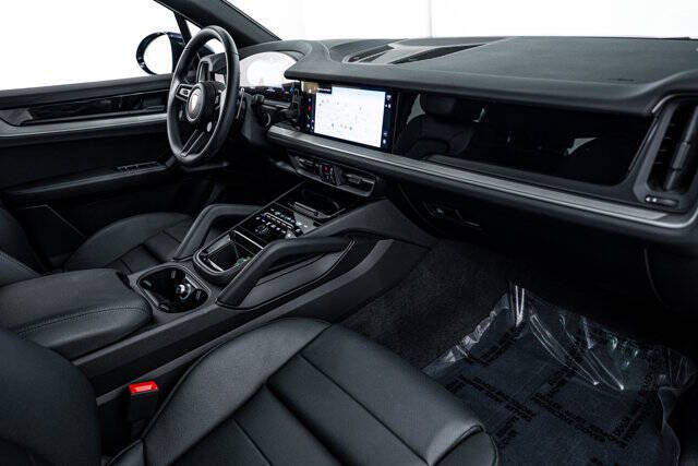 2025 Porsche Cayenne