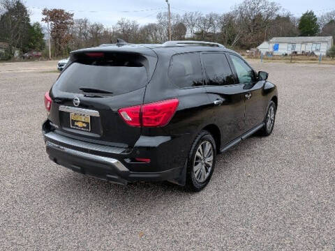 2020 Nissan Pathfinder S