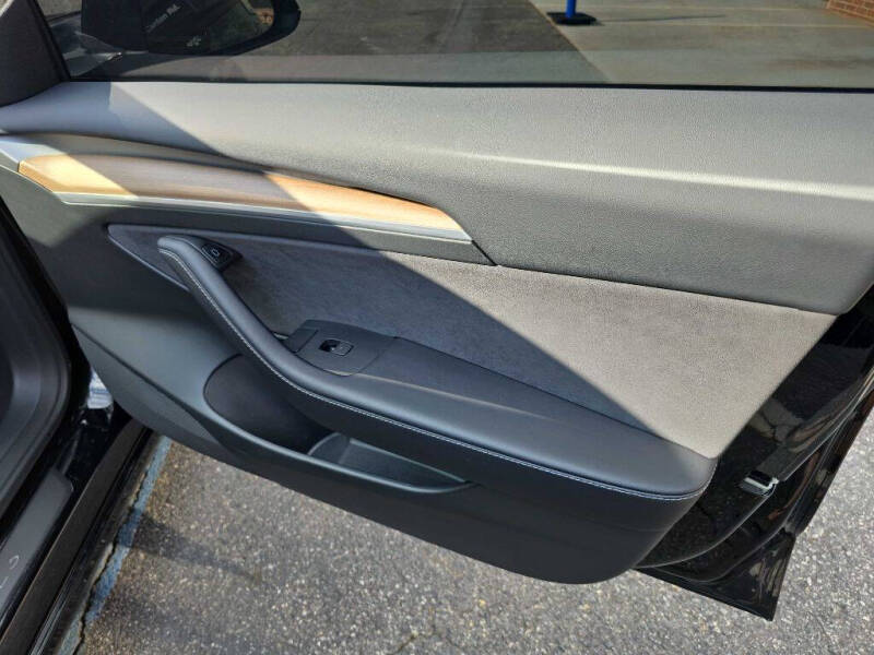 2023 Tesla Model 3 Performance