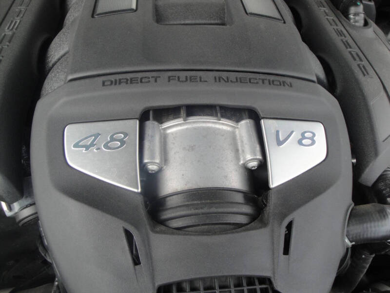 2017 Porsche Cayenne Turbo