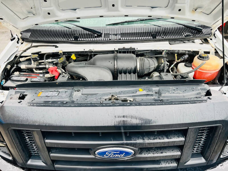 2017 Ford E-Series E-350 SD