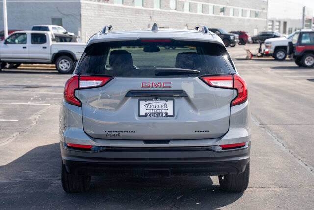 2023 GMC Terrain SLE