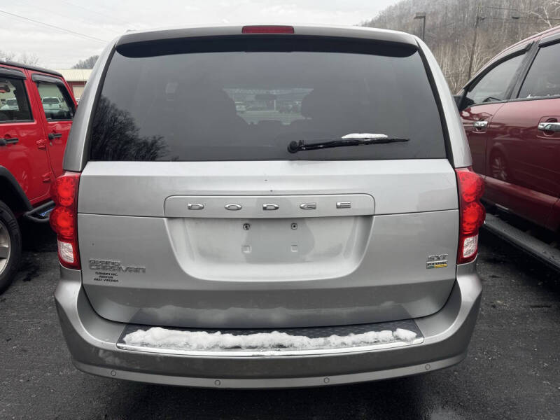 2016 Dodge Grand Caravan SXT Plus