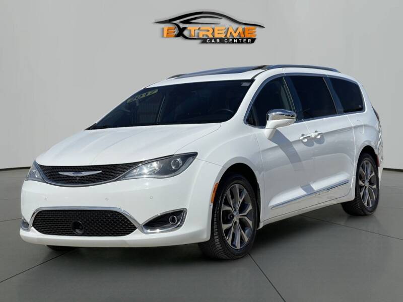 2017 Chrysler Pacifica for sale at Extreme Car Center in Detroit MI