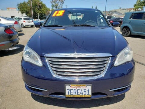 2013 Chrysler 200 LX