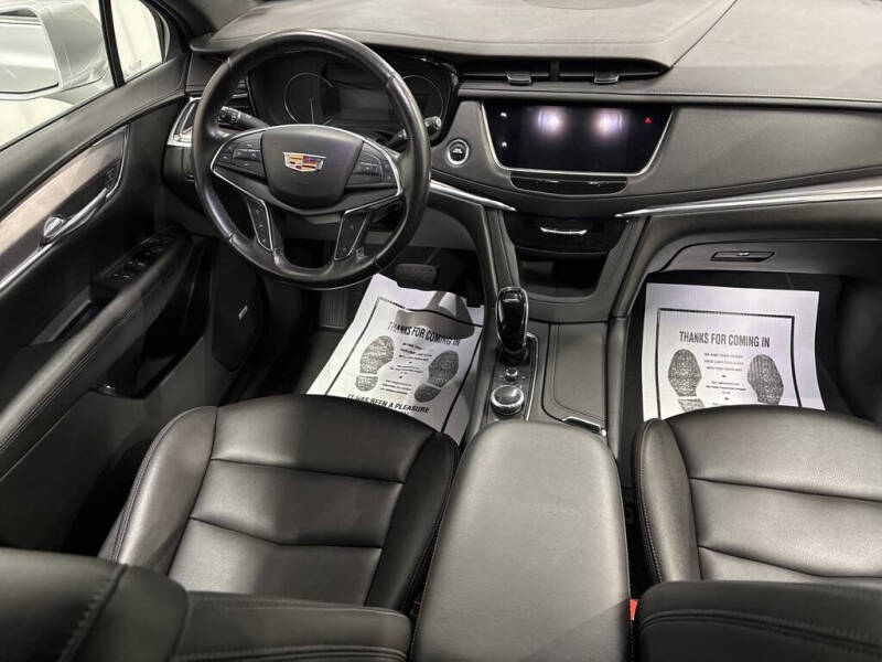 2020 Cadillac XT5 Luxury