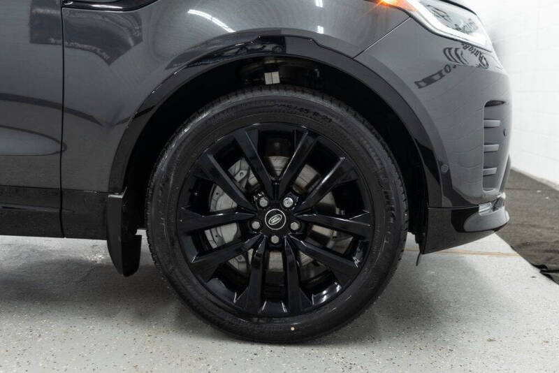 2023 Land Rover Discovery P300 S R-Dynamic