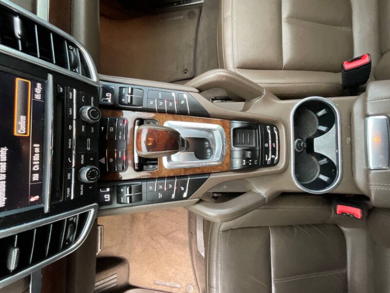 2011 Porsche Cayenne S