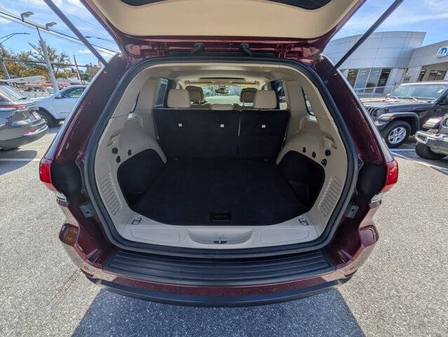 2020 Jeep Grand Cherokee Laredo E