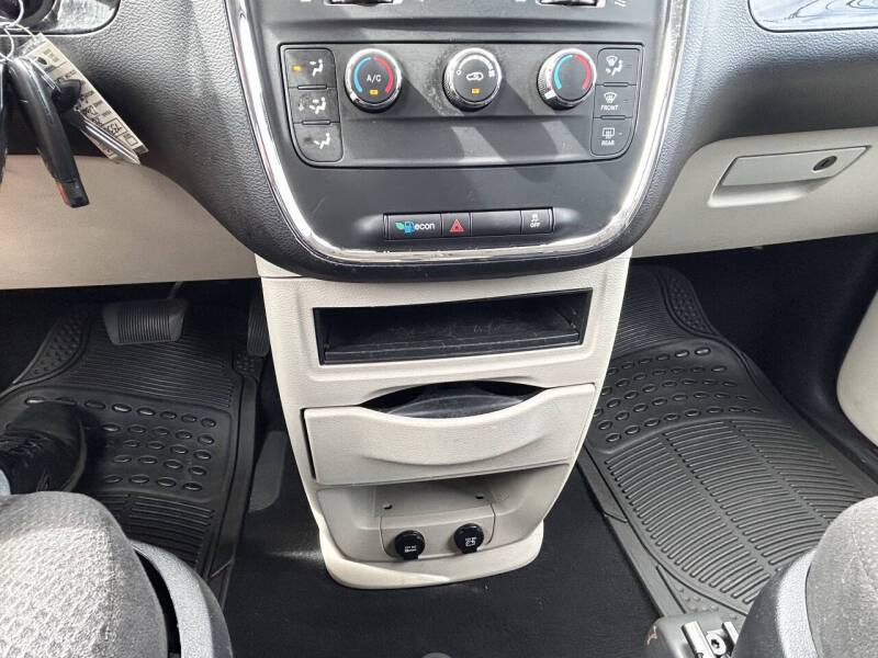 2013 Dodge Grand Caravan SE