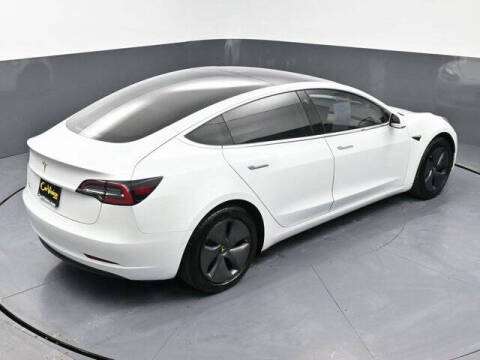 2019 Tesla Model 3 Mid Range