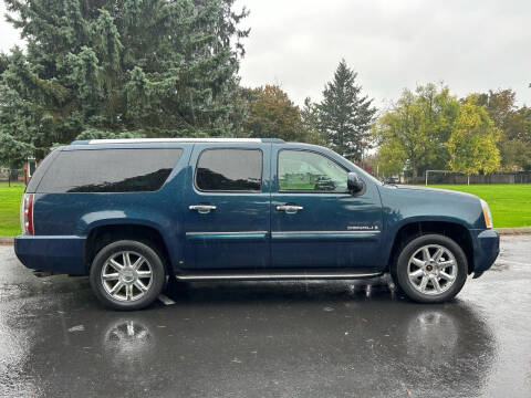 2007 GMC Yukon XL for sale at TONY'S AUTO WORLD in Portland OR