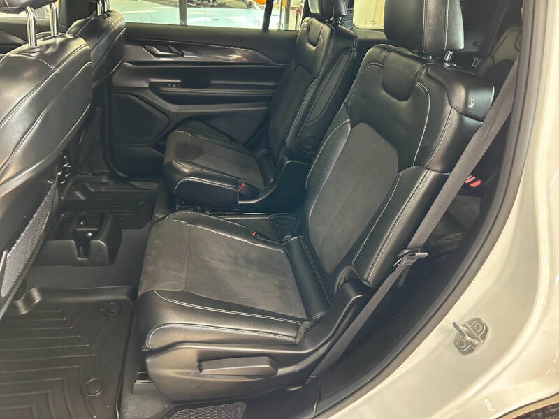 2023 Jeep Grand Cherokee L