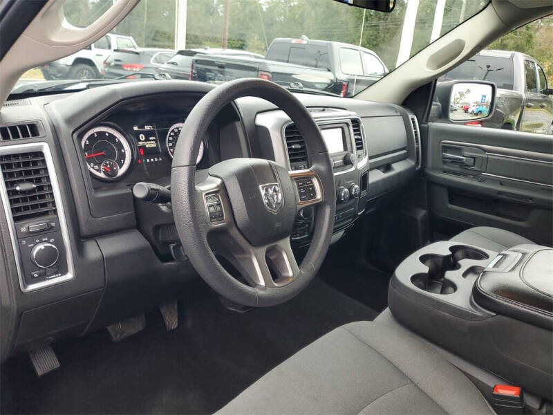 2024 RAM 1500 Classic SLT