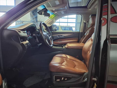 2019 Cadillac Escalade Luxury