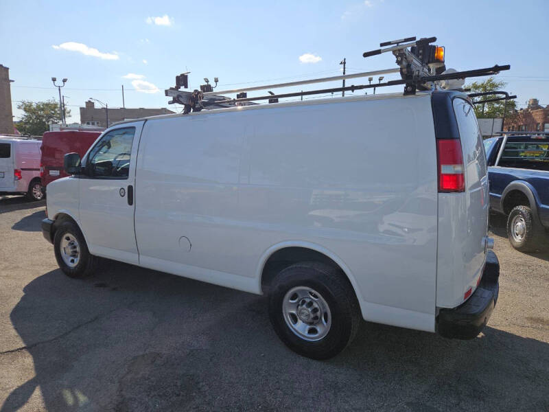 2016 Chevrolet Express 2500