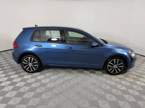 2017 Volkswagen Golf TSI SE