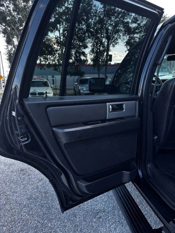 2012 Ford Expedition Limited